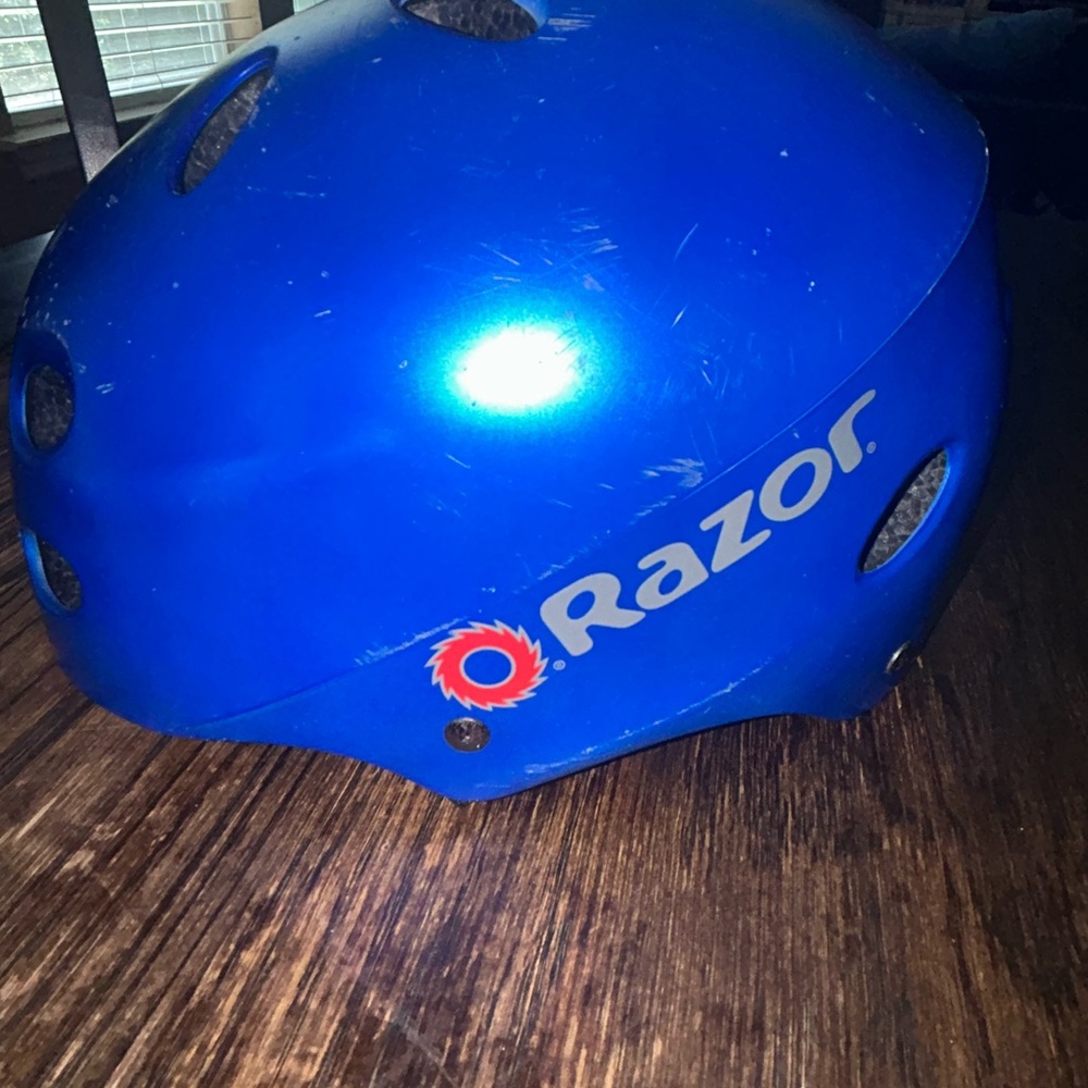 Razor Vibrant Blue Safety Helmet